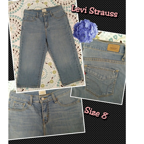 Levi's Denim - 515 Levi Strauss Capris for women. Levis San Francisco. Capri Denim for woman